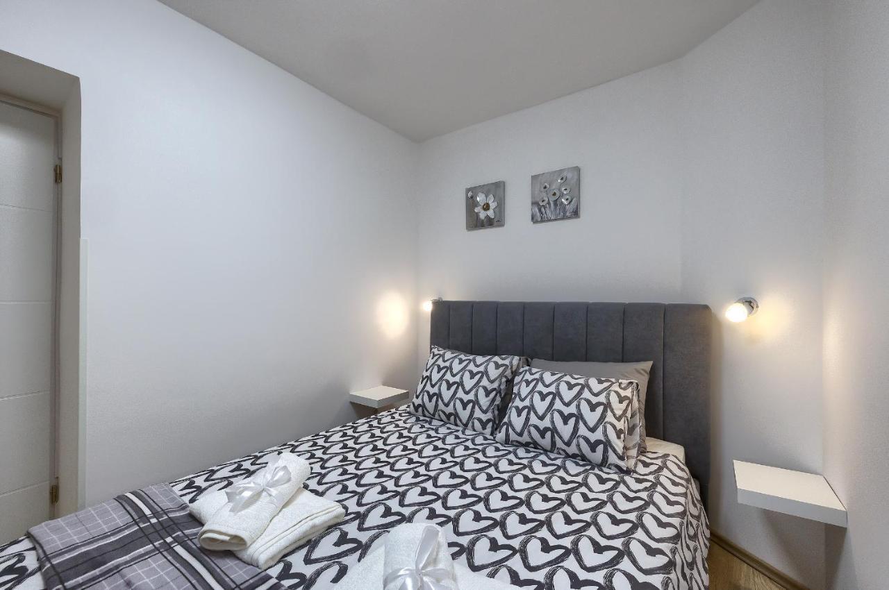 Studio Apartman Luka Помер Екстер'єр фото